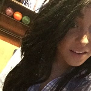 Meet your Posher, Alysha